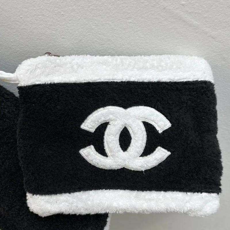 CHANEL BEACH TOTE